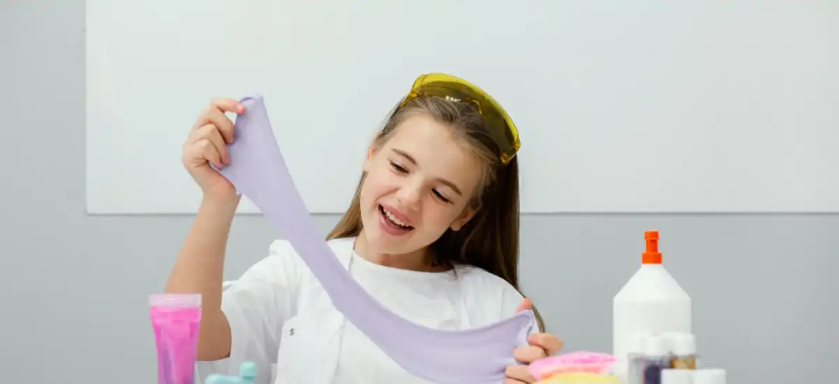 Jak Zrobić Slime ze Skrobi Ziemniaczanej – Przepisy