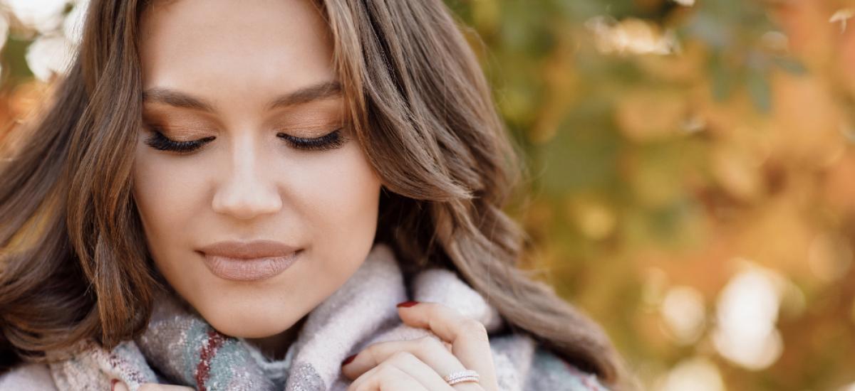 Jak Dbać o Skórę Jesienią – Praktyczne Porady