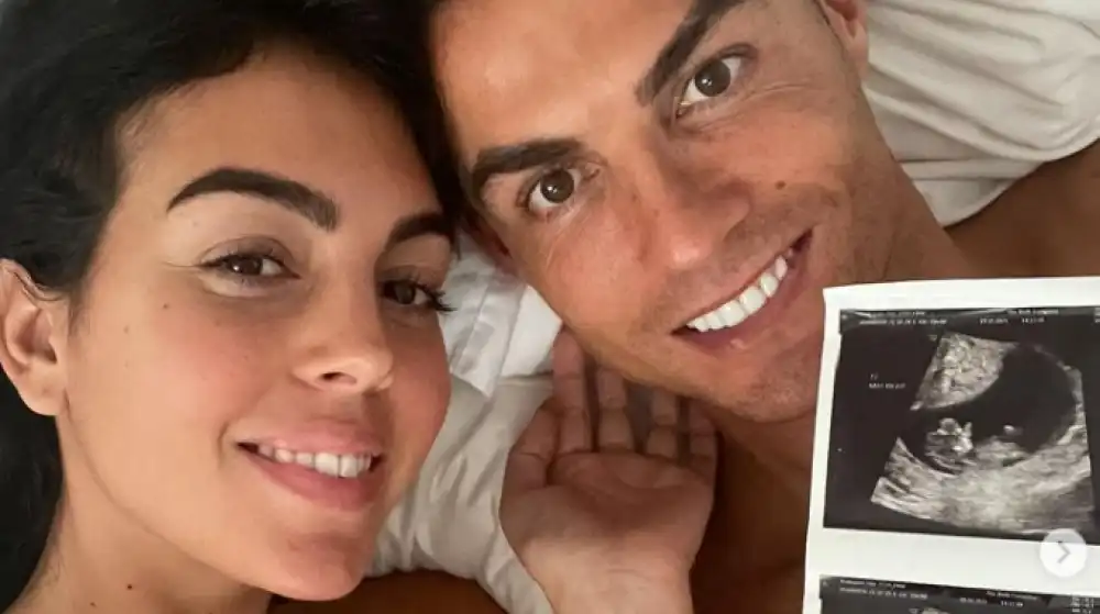 Cristiano Ronaldo i jego partnera Georginą Rodríguez 