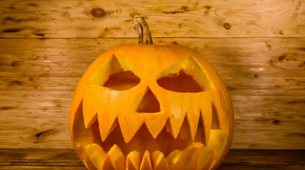 Pomysły na Dekoracje z Dyni na Halloween
