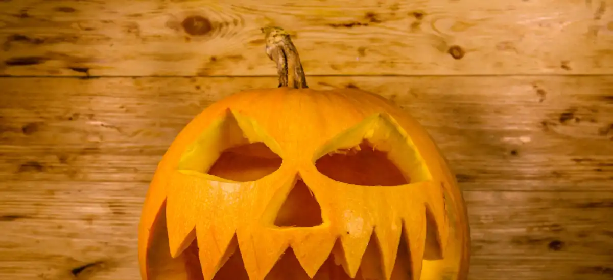 Pomysły na Dekoracje z Dyni na Halloween
