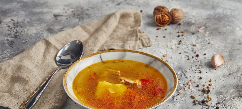 Pieczony Rosół – Przepis na Głęboką Aromatyczną Zupę