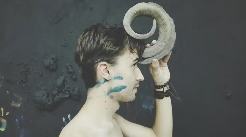 Toksyczne znaki zodiaku – których unikać w relacjach?
