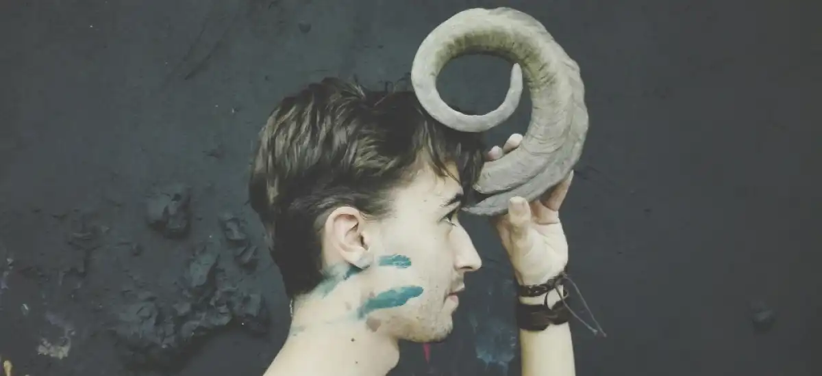 Toksyczne znaki zodiaku – których unikać w relacjach?