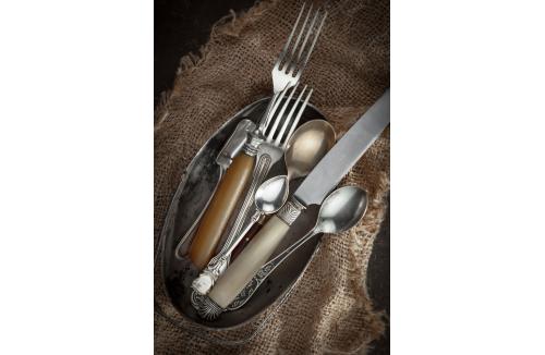 Jak Przywrócić Blask Sztućcom? Skuteczne Domowe Sposoby