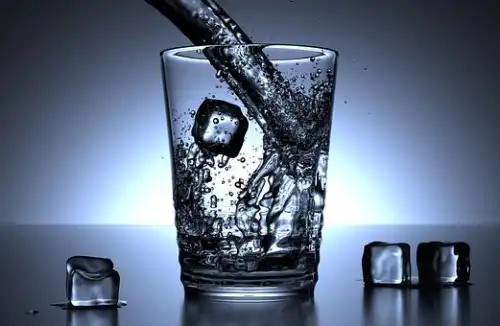 Dlaczego watro pić przed snem